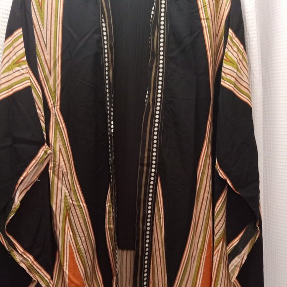 Aztec/Tribal Kimono - Picture 2 of 5